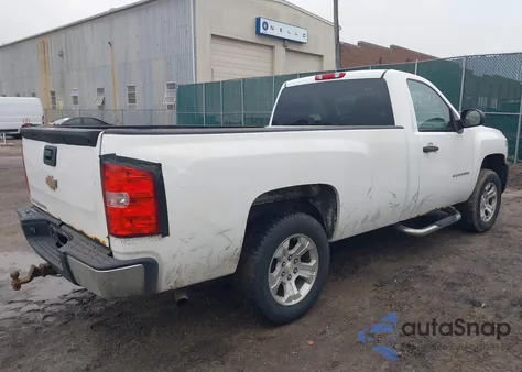 2010 Chevrolet Silverado 1500 Work Truck z USA, uszkodzony, nr VIN 1GCPCPEX8AZ170835